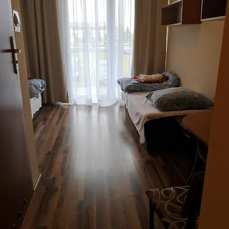 Nocleg ze śniadaniem Owr Kamyczek 4*