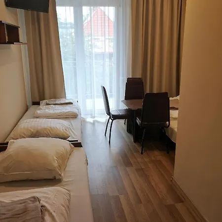 Owr Kamyczek Bed & Breakfast *